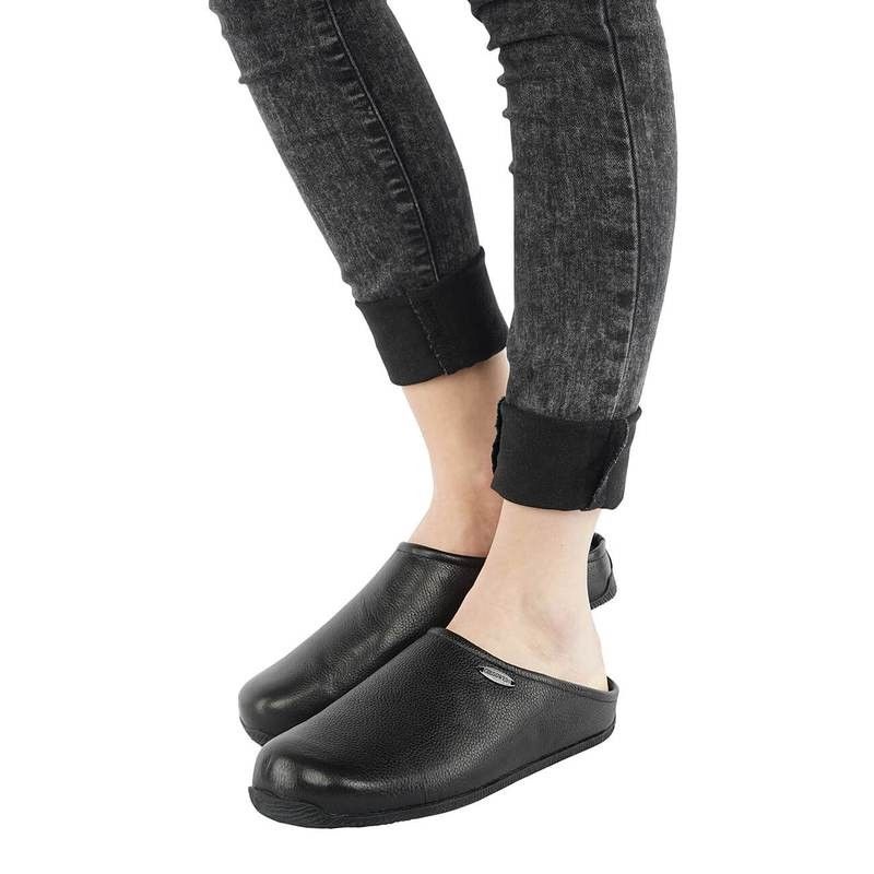 Giesswein Milo skinntøfler svart