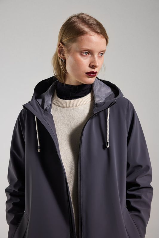 Stutterheim Mosebacke lightweight zip regnjakke dame matt metal