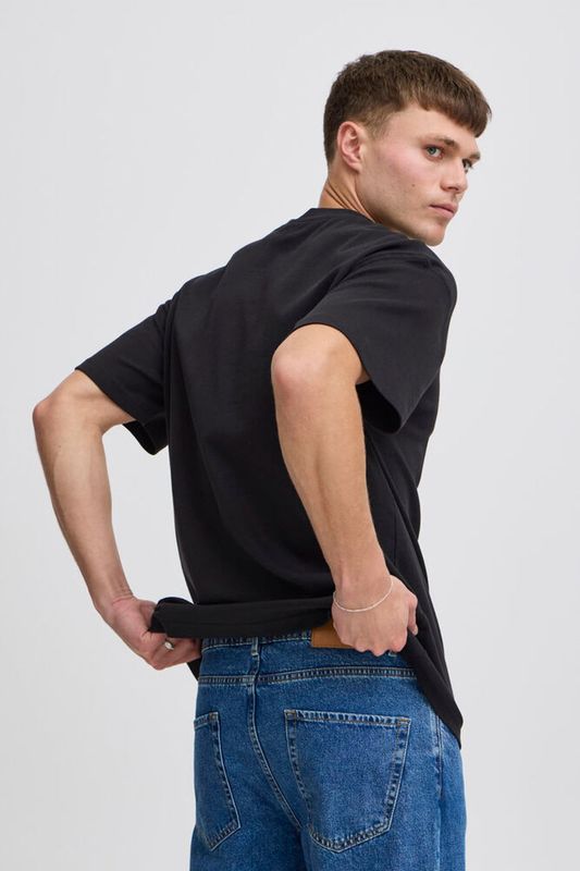 Solid T-shirt Danten bomull svart